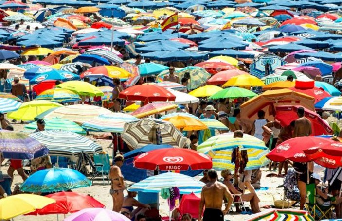 İspanya'nın insanı tatilden soğutan plajı: Levante