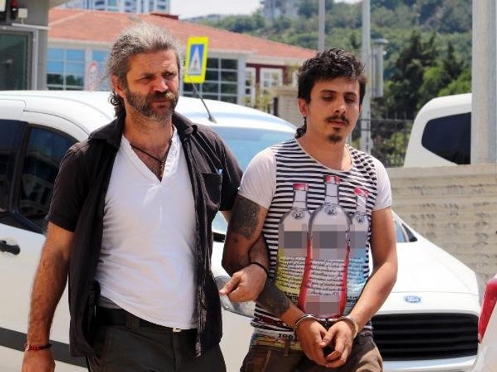 Canlı yayında uyuşturucu satan kişiyi siber polis yakaladı
