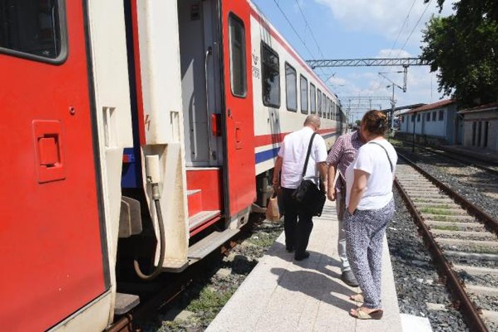 Tren kazası sonrası Uzunköprü-Halkalı seferinde 2 yolcu