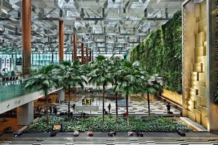 Çıtayı dağlara çıkaran havalimanı: Singapur Changi