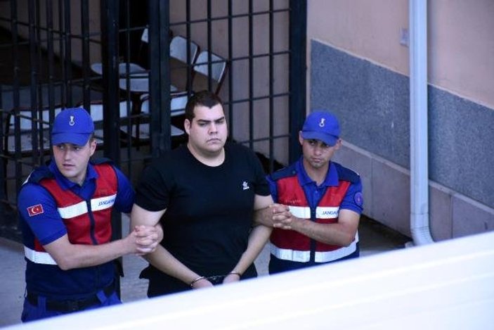 Türkiye'de tutuklu 2 Yunan askerinin son durumu