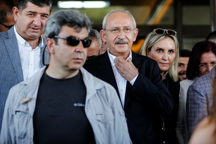 Kemal Kılıçdaroğlu'na Antalya'da coşkulu karşılama