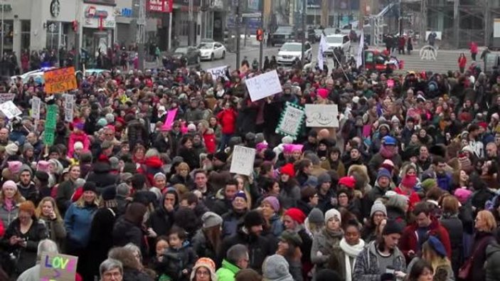 Kanada'da binlerce insan İslamofobiyi protesto etti