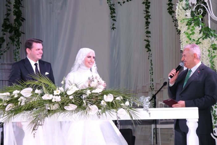 TBMM Başkanı Binali Yıldırım nikah şahidi oldu