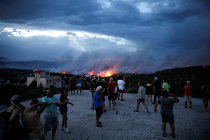 Yunanistan’da orman yangını: 77 ölü 156 yaralı