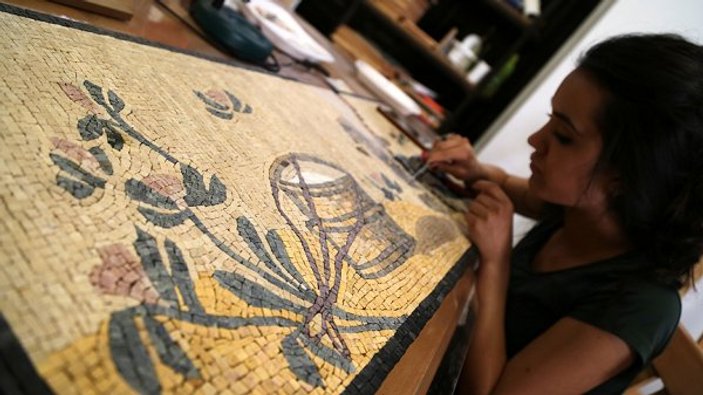 Yeni mozaik sanatçıları yetişiyor