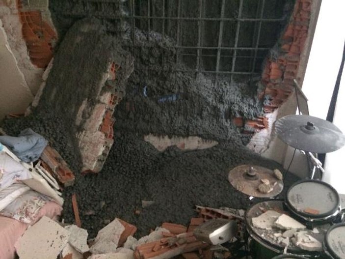 Beşiktaş'ta oturan oyuncunun evi beton altında kaldı