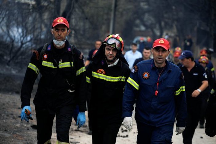 Yunanistan'daki yangın faciasının perde arkası