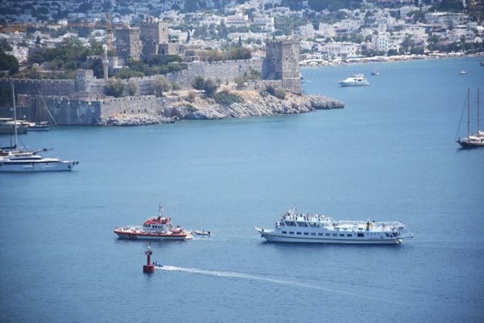 Arızalanan Yunan feribotunu Türkiye kurtardı