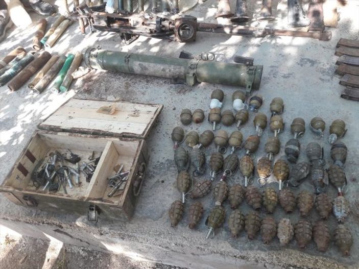 Afrin'de temizlik çalışmaları sürüyor