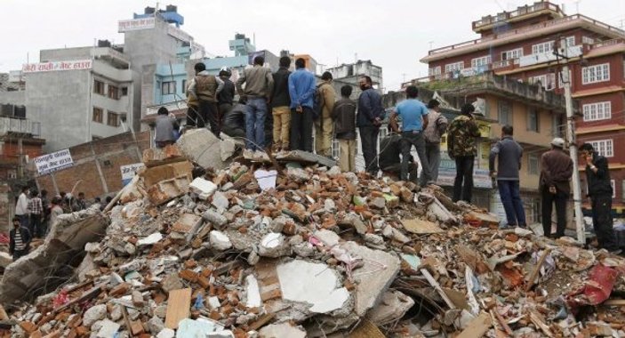 Nepal'de doğal afetlerin bilançosu: 455 ölü