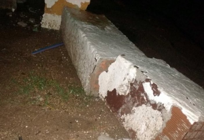 Üzerine beton direk düşen çocuk hayatını kaybetti