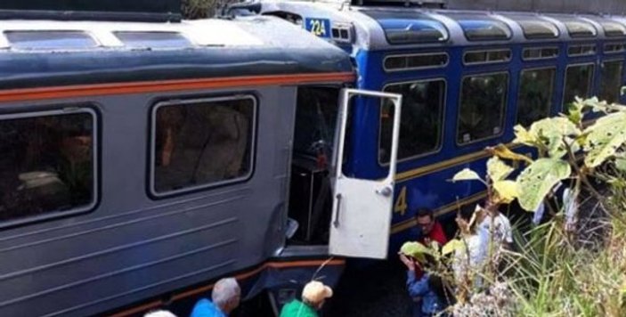 Peru'da iki tren çarpıştı: 23 yaralı