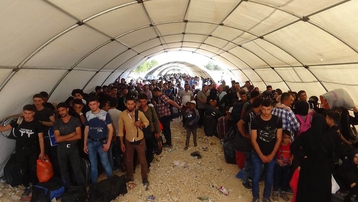 13 bin Suriyeli bayram için gitti