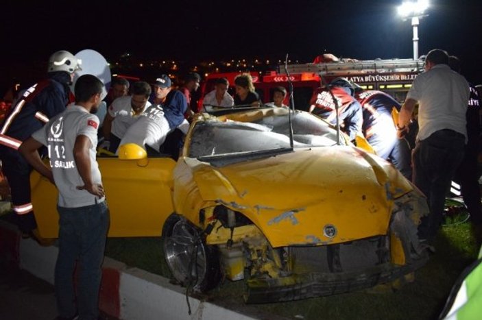 Malatya'da trafik kazası: 2 kişi ağır yaralı