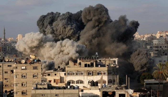 İsrail Gazze'yi BAE ile birlikte vurdu
