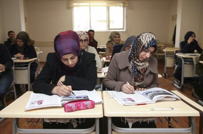 Yabancı öğrencilerin Türkçe notu yüksek