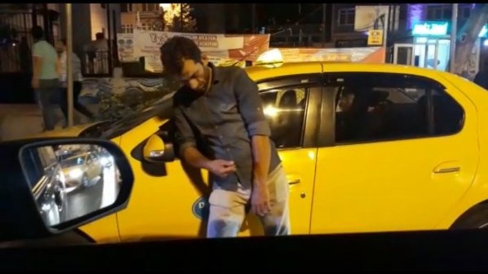 Taksisinin başında sızan uyuşturucu bağımlısı taksici