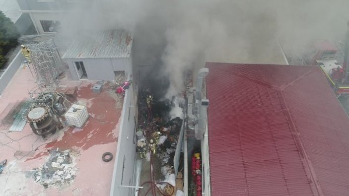 İstanbul'da çıkan yangın paniğe neden oldu