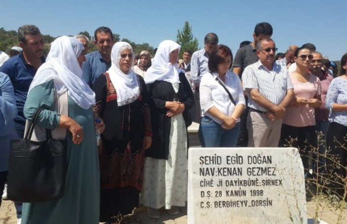 Arefe günü terörist mezarını ziyaret eden HDP'li vekil