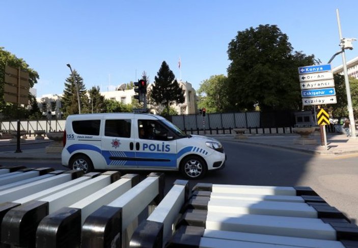 Ömer Çelik: Ankara'daki saldırı provakasyondur