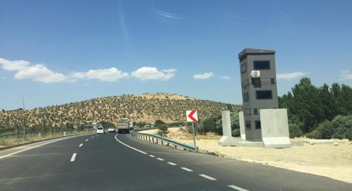 Diyarbakır-Mardin karayoluna zırhlı güvenlik kuleleri