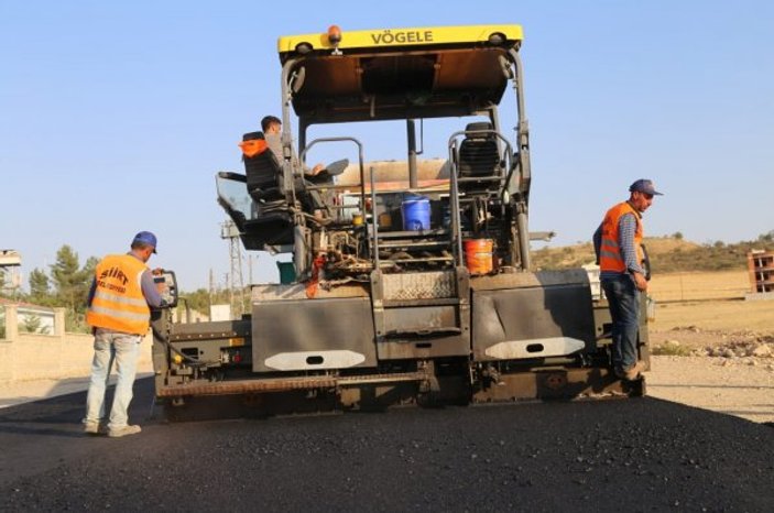 Siirt'te asfalt çalışmalarına ara yok