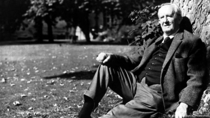 J. R. R. Tolkien'den yaşama dair 17 özel alıntı