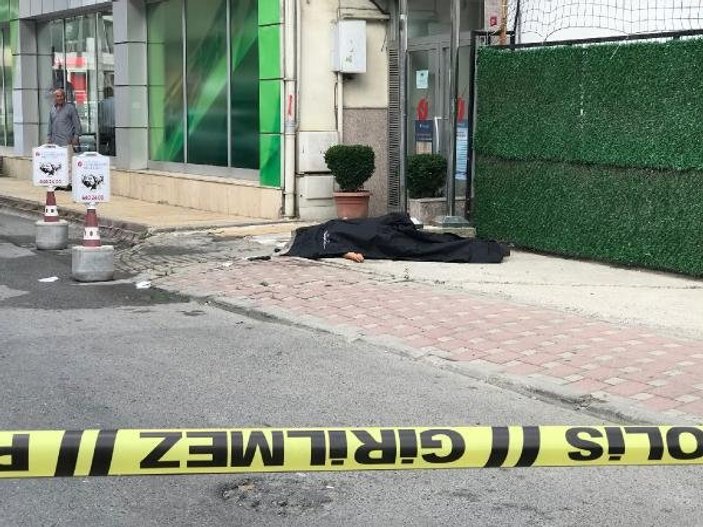 Çekmeköy'de silahlı kavga: 1 polis öldü