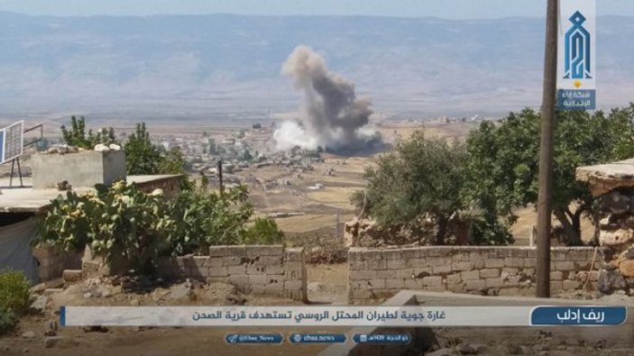Rusya İdlib'e saldırı düzenledi