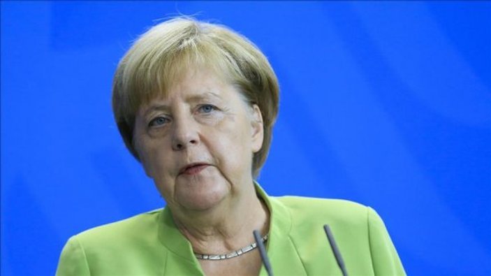 Merkel'den Brexit açıklaması: Sonuç almayı umuyoruz