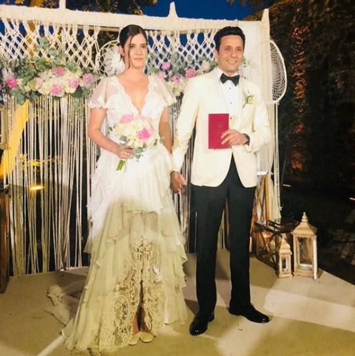Ferhan Şensoy ile Derya Baykal’ın kızı evlendi