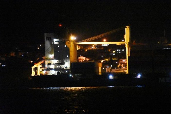 Türk bayraklı gemi Çanakkale Boğazı'nda arıza yaptı