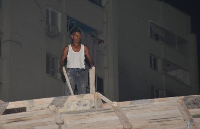 Adana'da 1 kişi intihar için inşaata çıktı