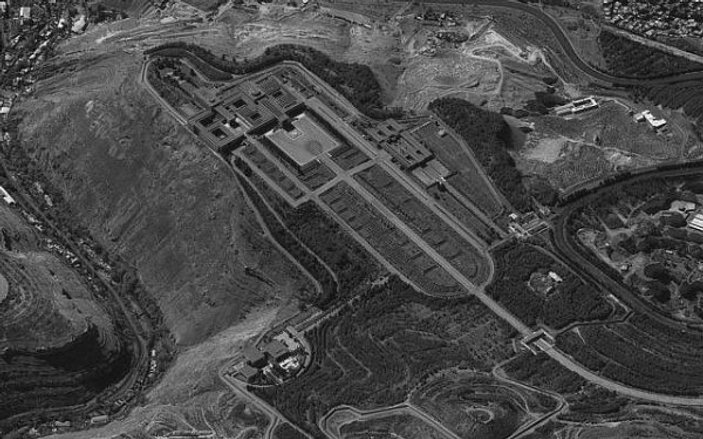 İsrail Esad'ın sarayının uydu fotoğraflarını yayınladı