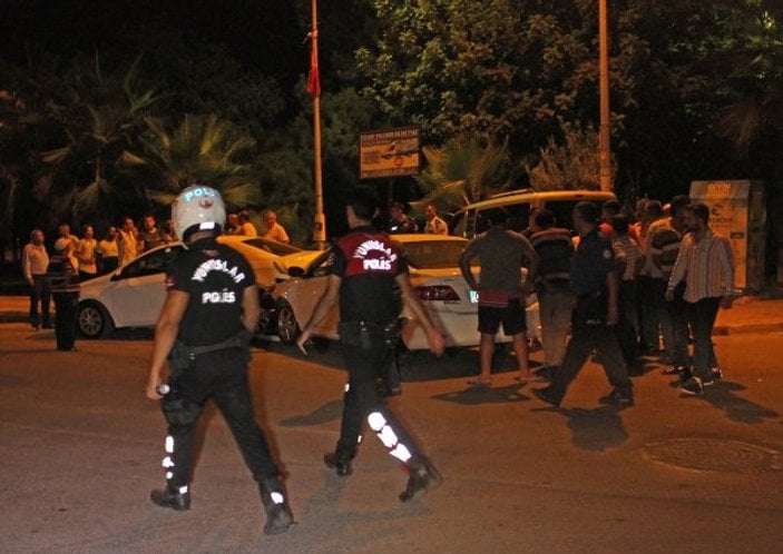 Adana'da polise saldıran 3 kişi yakalandı