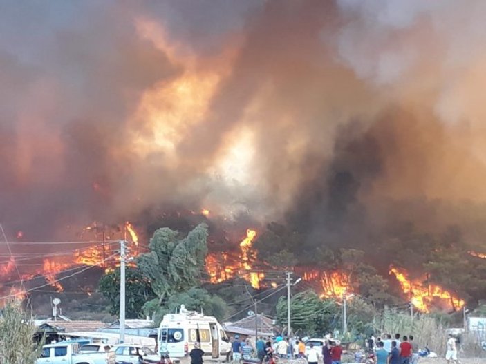 Kumluca’da ormanlık alanda yangın