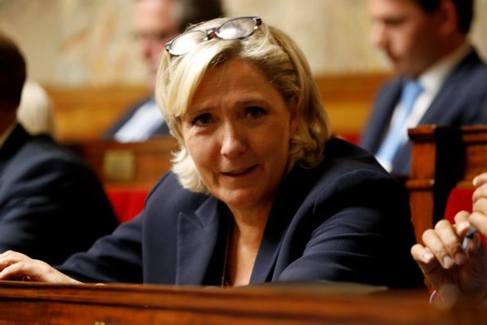 Fransız Mahkemesi Le Pen'den 'psikiyatri testi' istiyor
