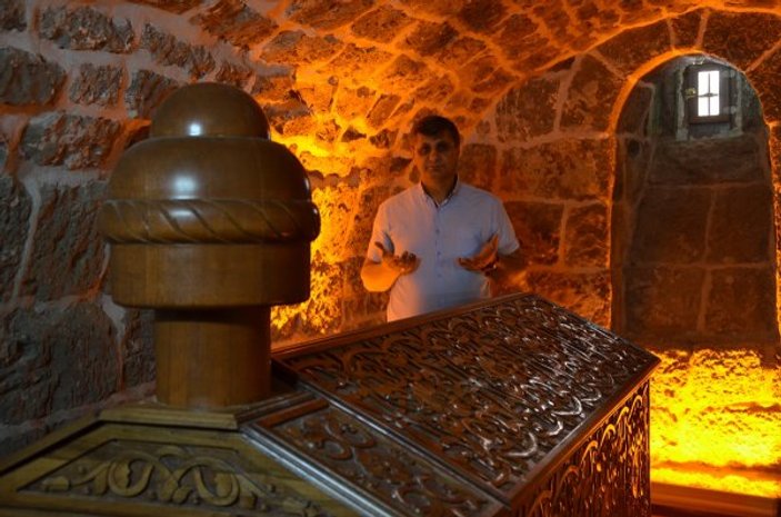 Bitlis'te tarihi caminin restorasyonu tamamlandı