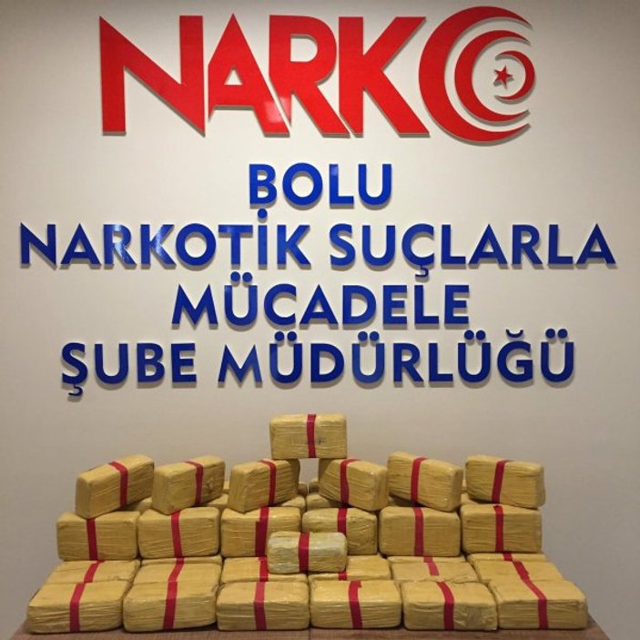 Bolu’da hediye paketlerine gizlenmiş 29 kilo eroin ele geçirildi