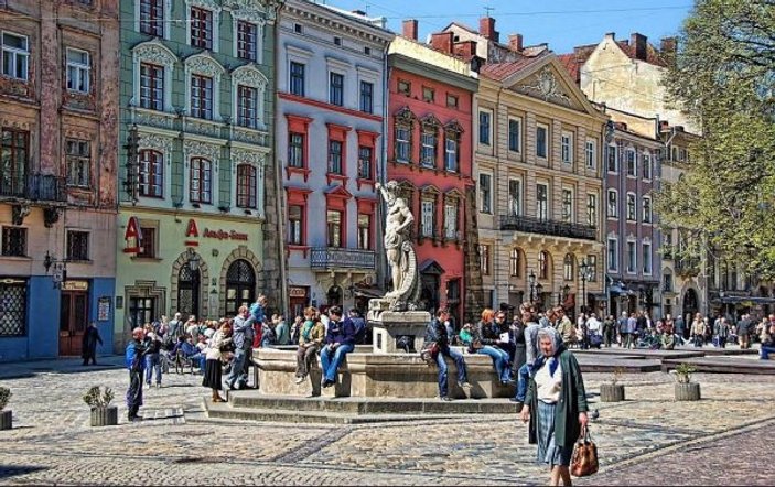 Lviv'de Rusça şarkı dinlemek yasaklandı