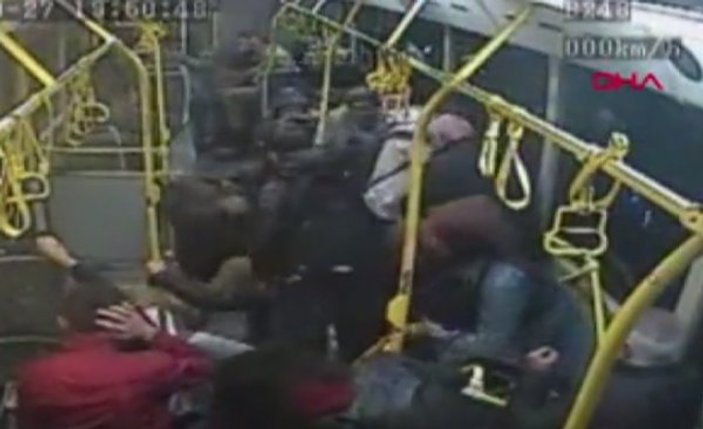 Mecidiyeköy'de halk otobüsünün kaza anı