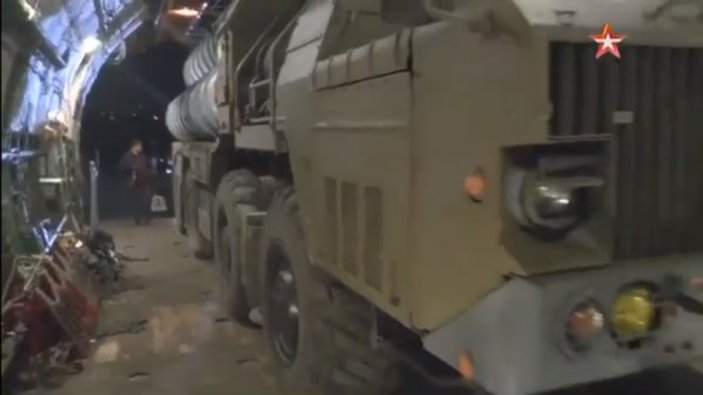 Rusya'nın S-300'leri Suriye'ye ulaştı