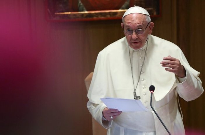 Papa: Kilisedeki günahlar için af dilemeliyiz