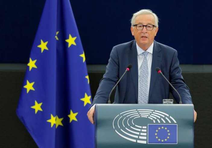 Juncker: Kendimizi dünyanın efendisi görüyoruz