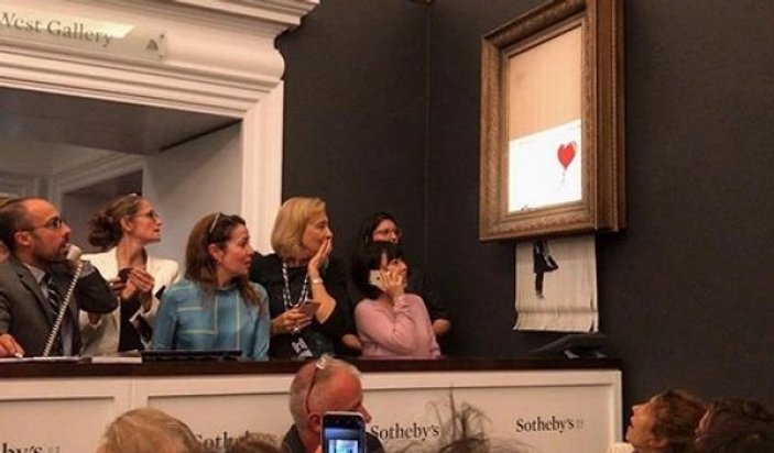 Banksy'nin tablosu satışın ardından kendini yok etti