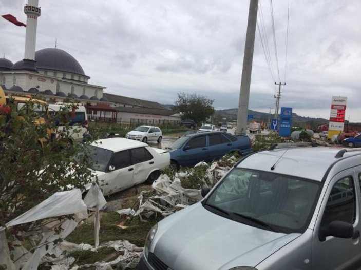 Kaynarca'daki selde 38 konut hasar gördü