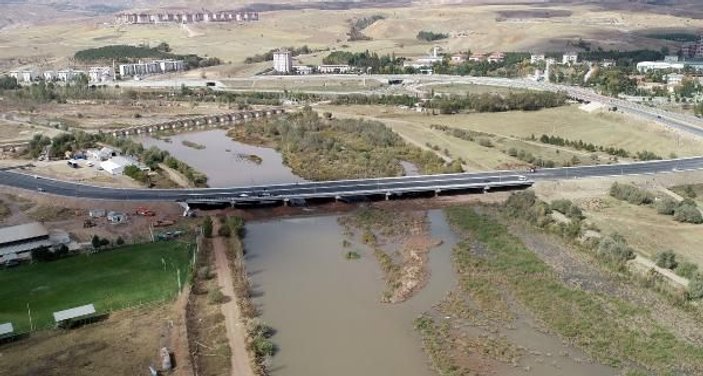 Sivaslılar 40 yıl sonra istedikleri köprüye kavuştu