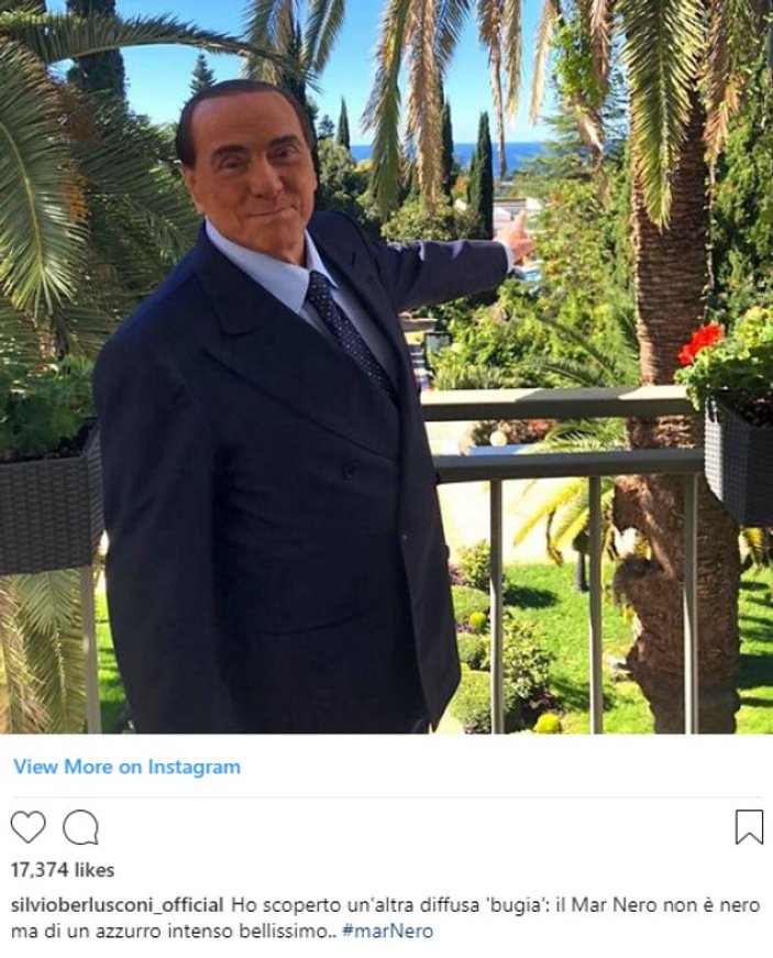 Berlusconi'den komik olmayan espri