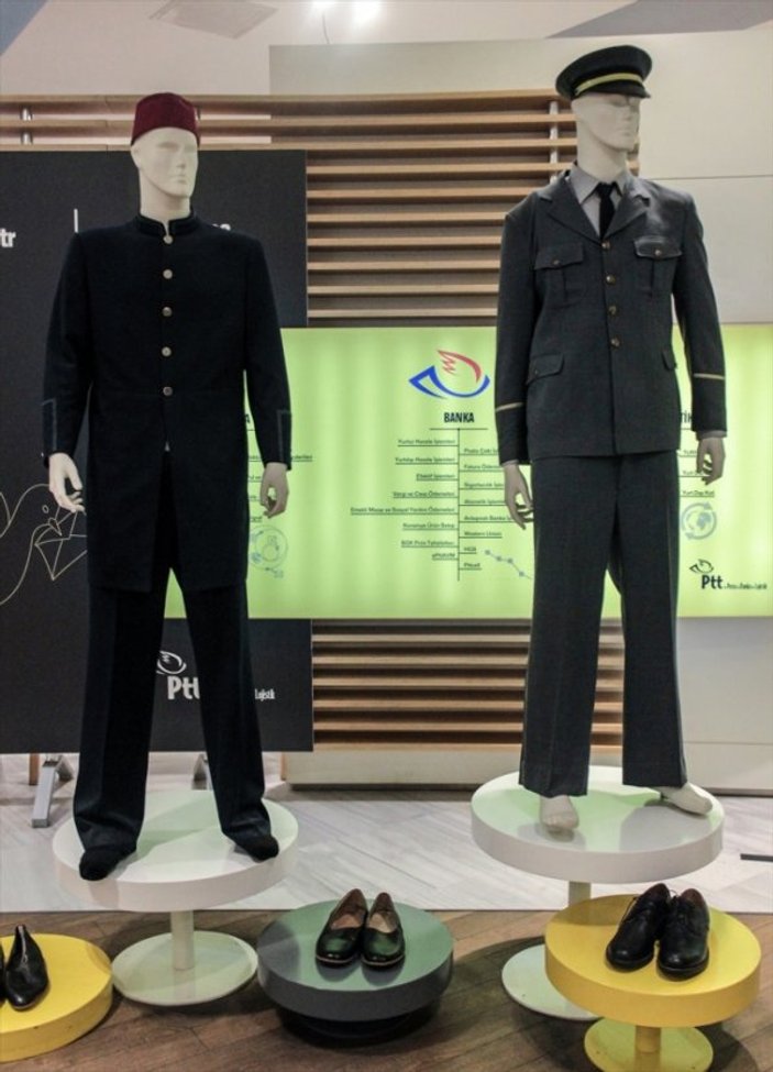 Postacı kıyafetleri PTT Pul Müzesi'nde